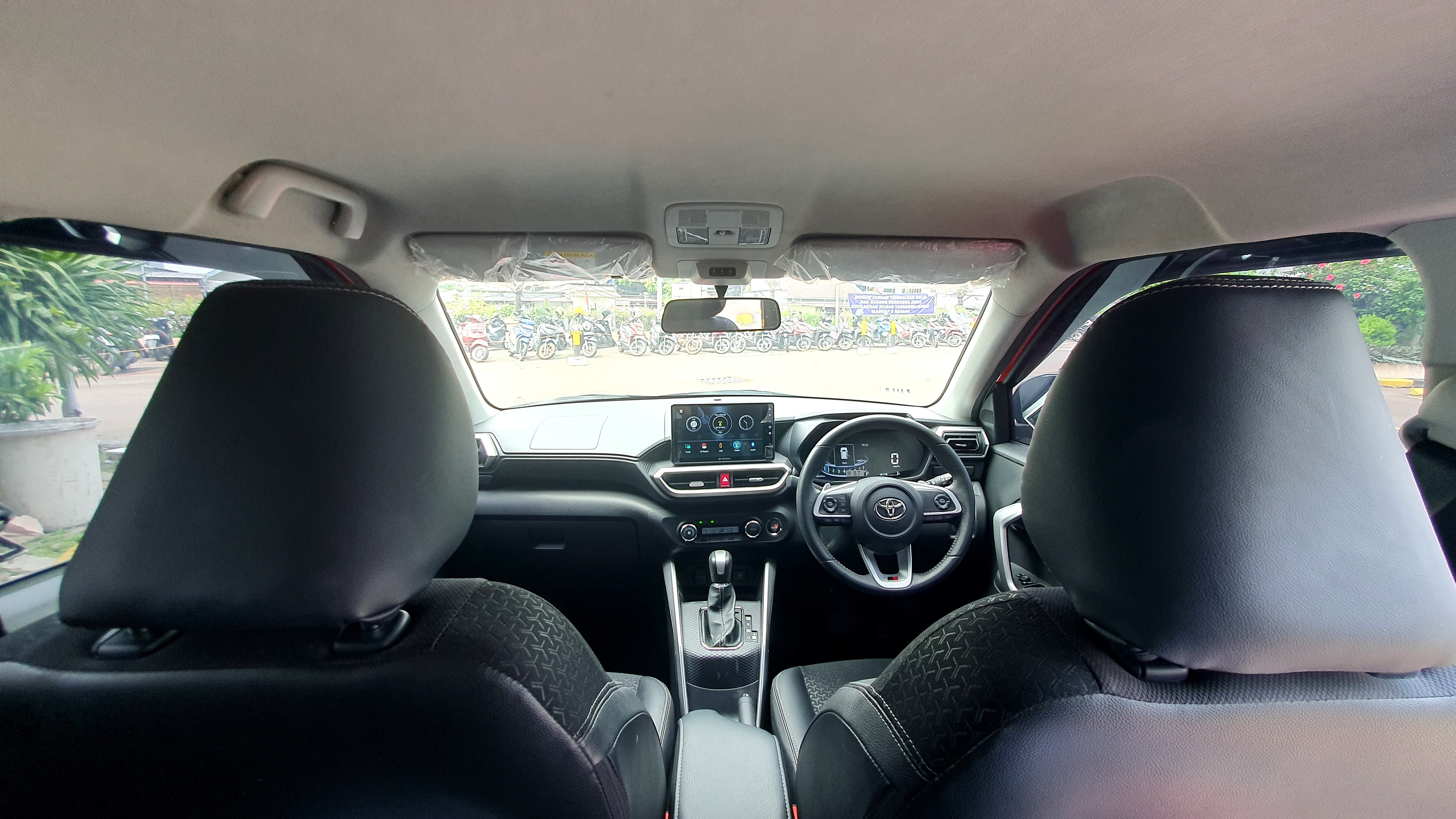 2022 Toyota Raize 1.0 Turbo GR Sport CVT 2022 Toyota Raize 1.0 Turbo GR Sport CVT