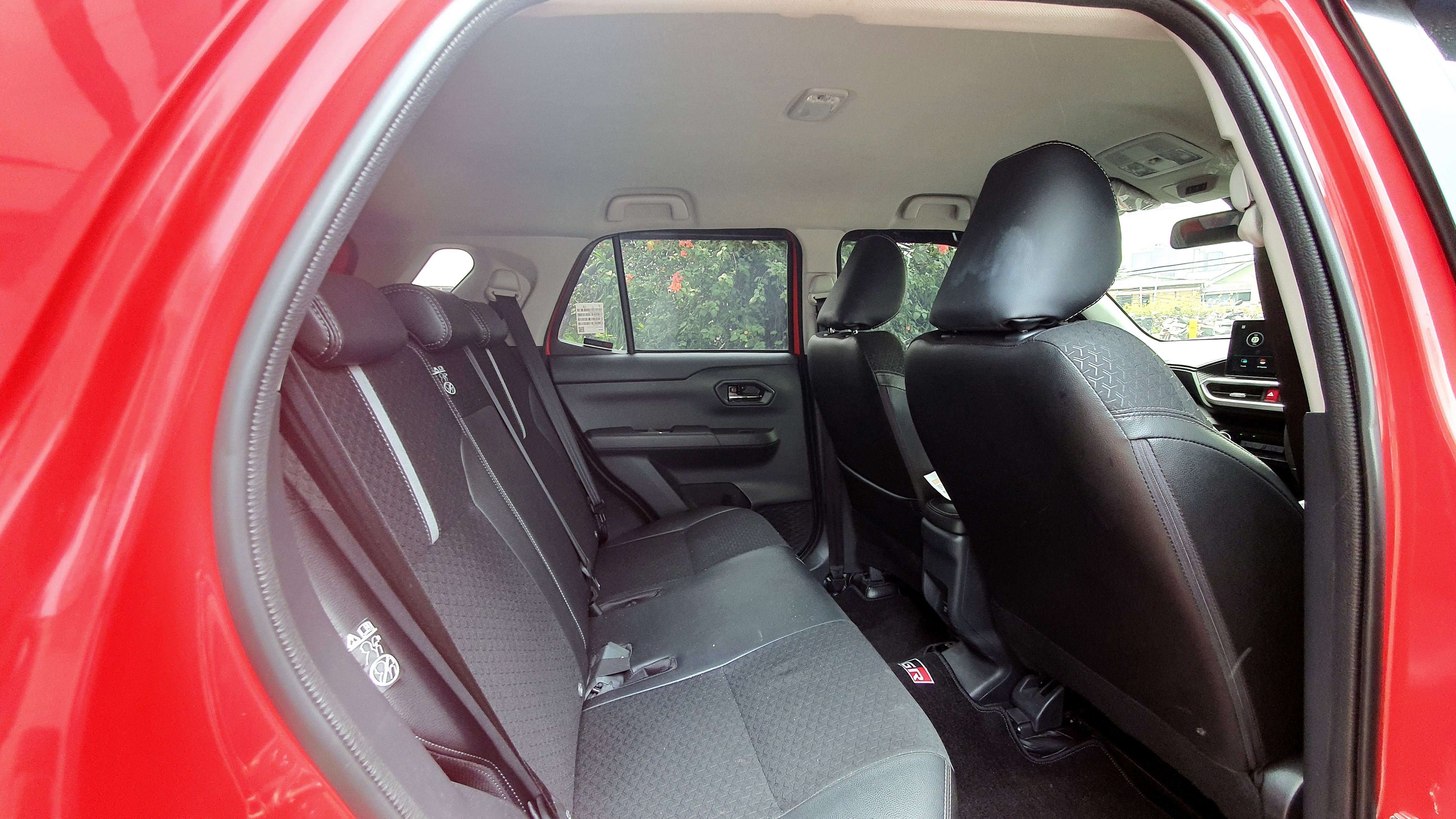 2022 Toyota Raize 1.0 Turbo GR Sport CVT 2022 Toyota Raize 1.0 Turbo GR Sport CVT