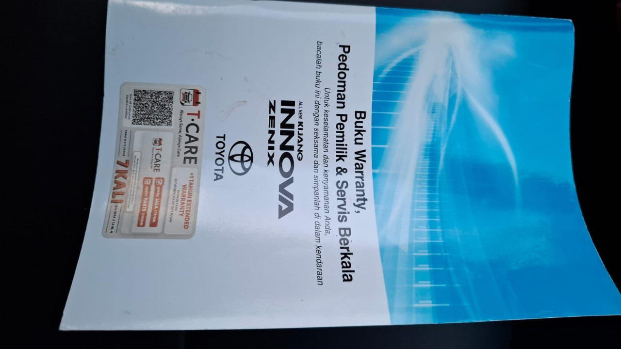 2023 Toyota Kijang Innova Zenix Hybrid EV 2023 Toyota Kijang Innova Zenix Hybrid EV