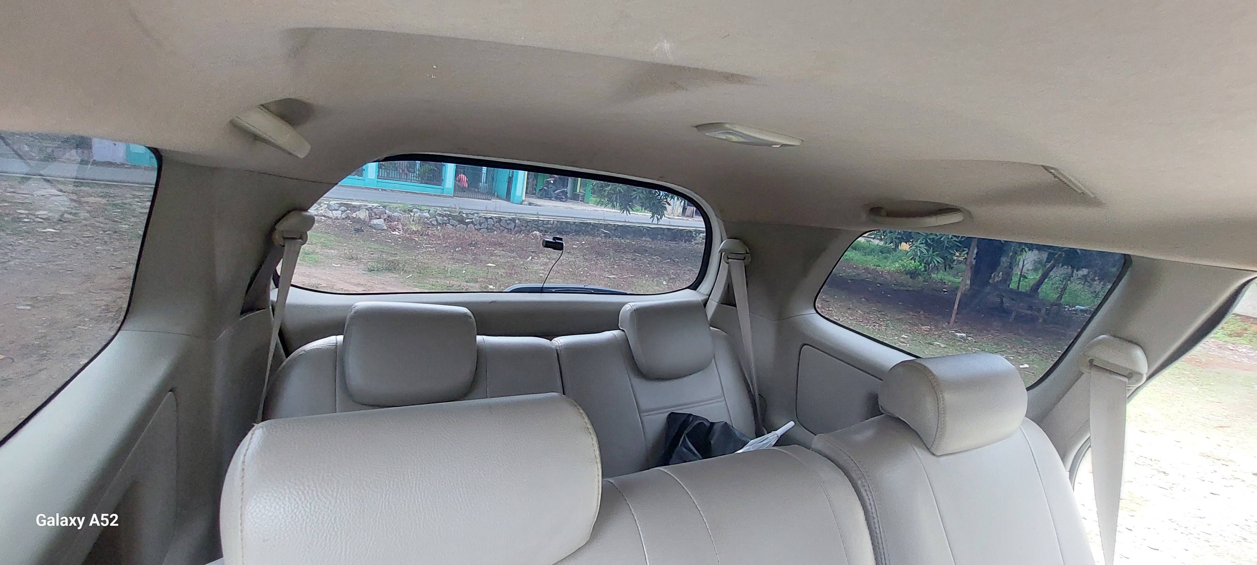 2014 Toyota Innova E Diesel MT 2014 Toyota Innova E Diesel MT