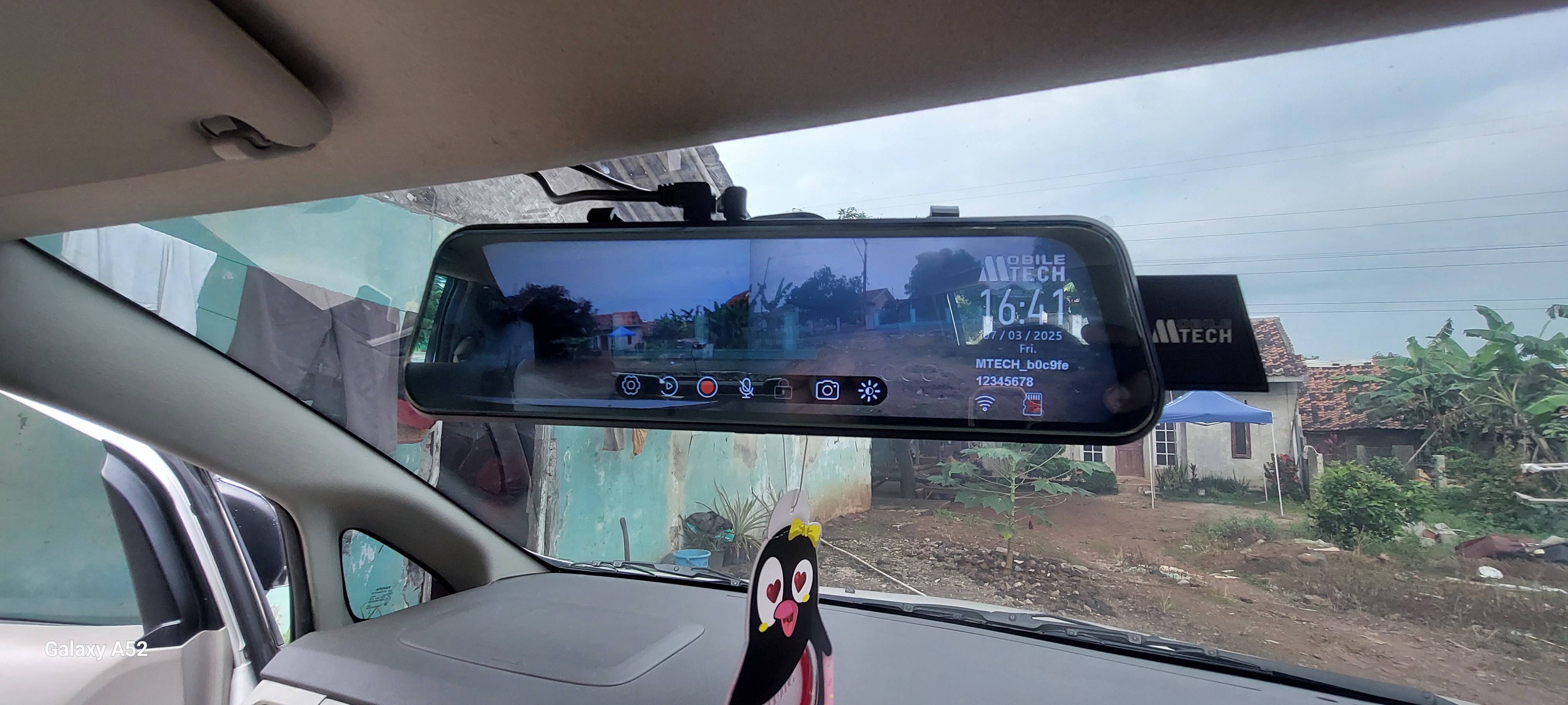 2014 Toyota Innova E Diesel MT 2014 Toyota Innova E Diesel MT