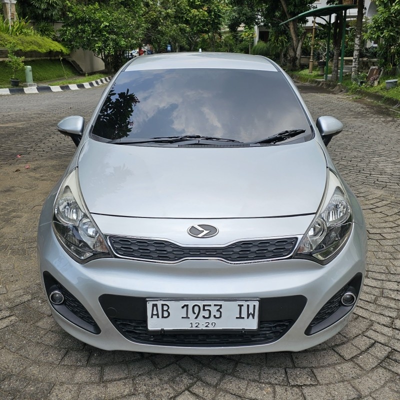 2013 Kia Rio  SE 1.4L AT