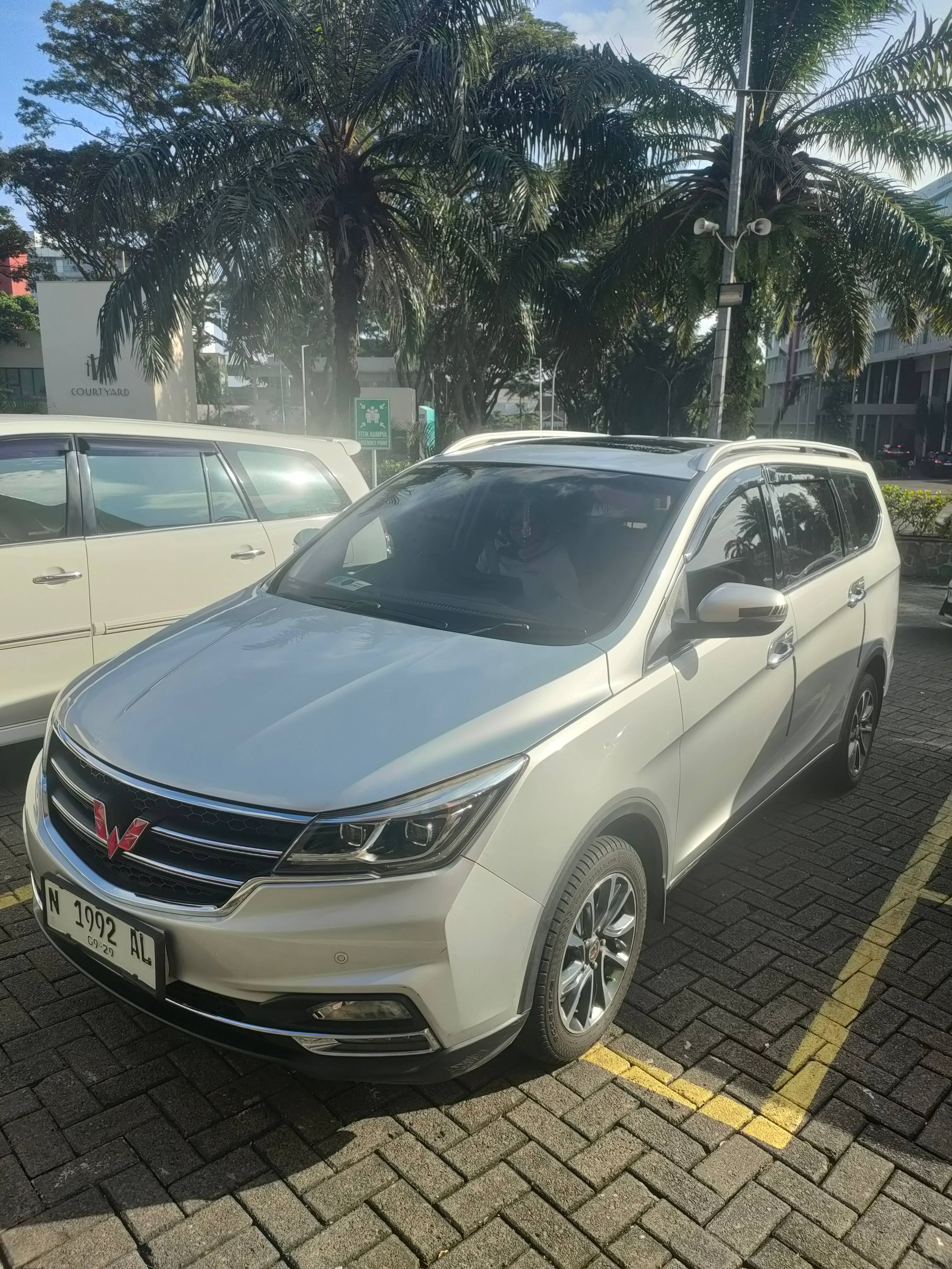 2018 Wuling Cortez 1.8 L Lux i-AMT Bekas 2018 Wuling Cortez 1.8 L Lux i-AMT Bekas