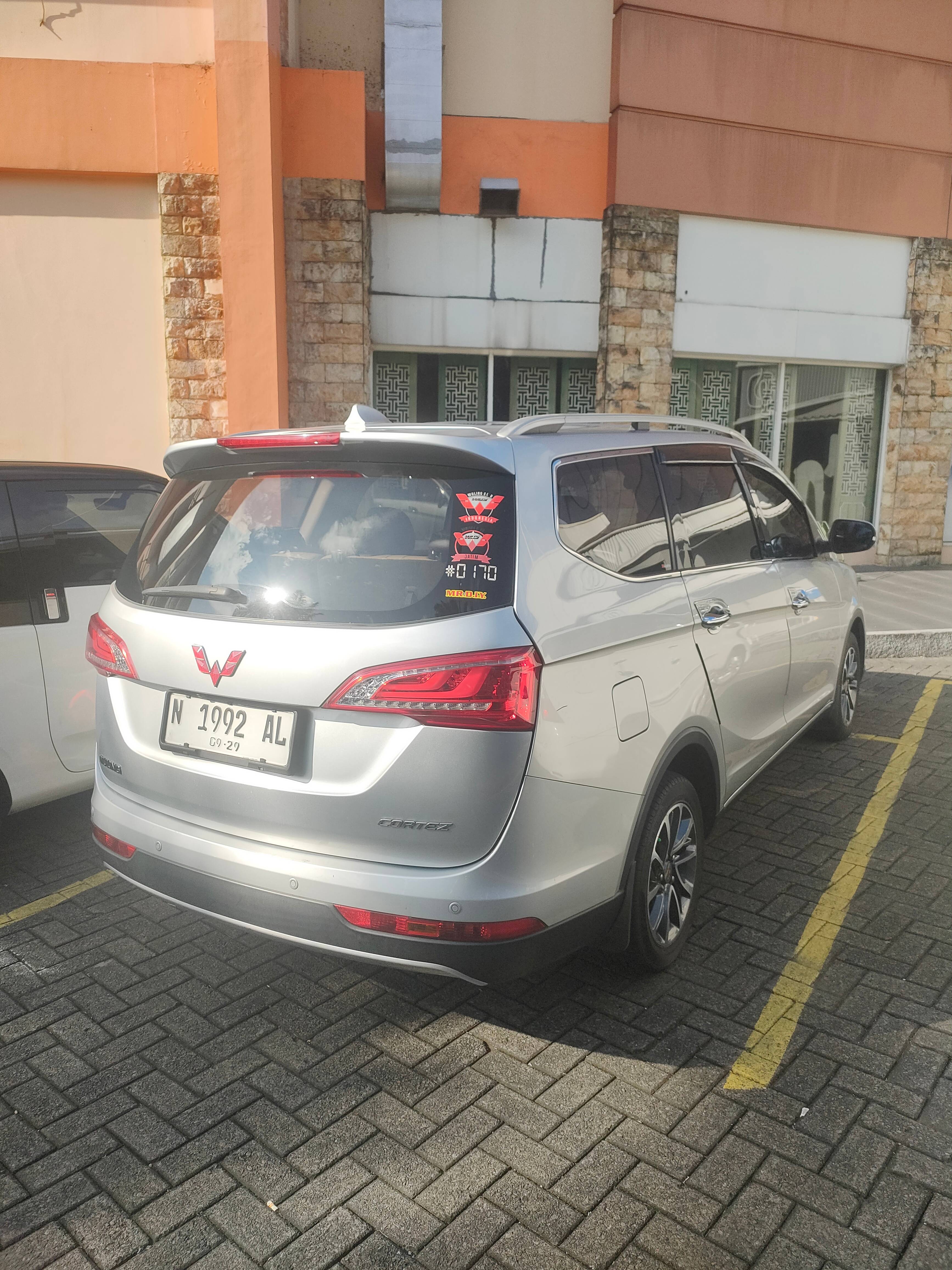 2018 Wuling Cortez 1.8 L Lux i-AMT 2018 Wuling Cortez 1.8 L Lux i-AMT