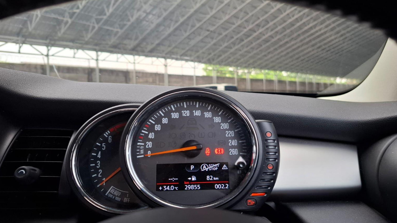 2016 MINI 5 Door 2016 MINI 5 Door