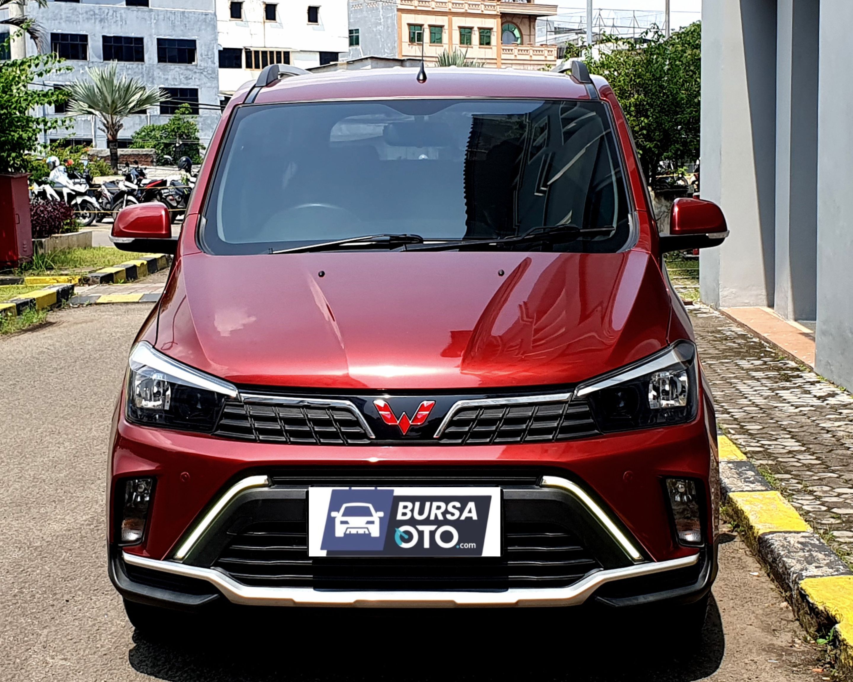 Second Hand 2022 Wuling Confero S Second Hand 2022 Wuling Confero S
