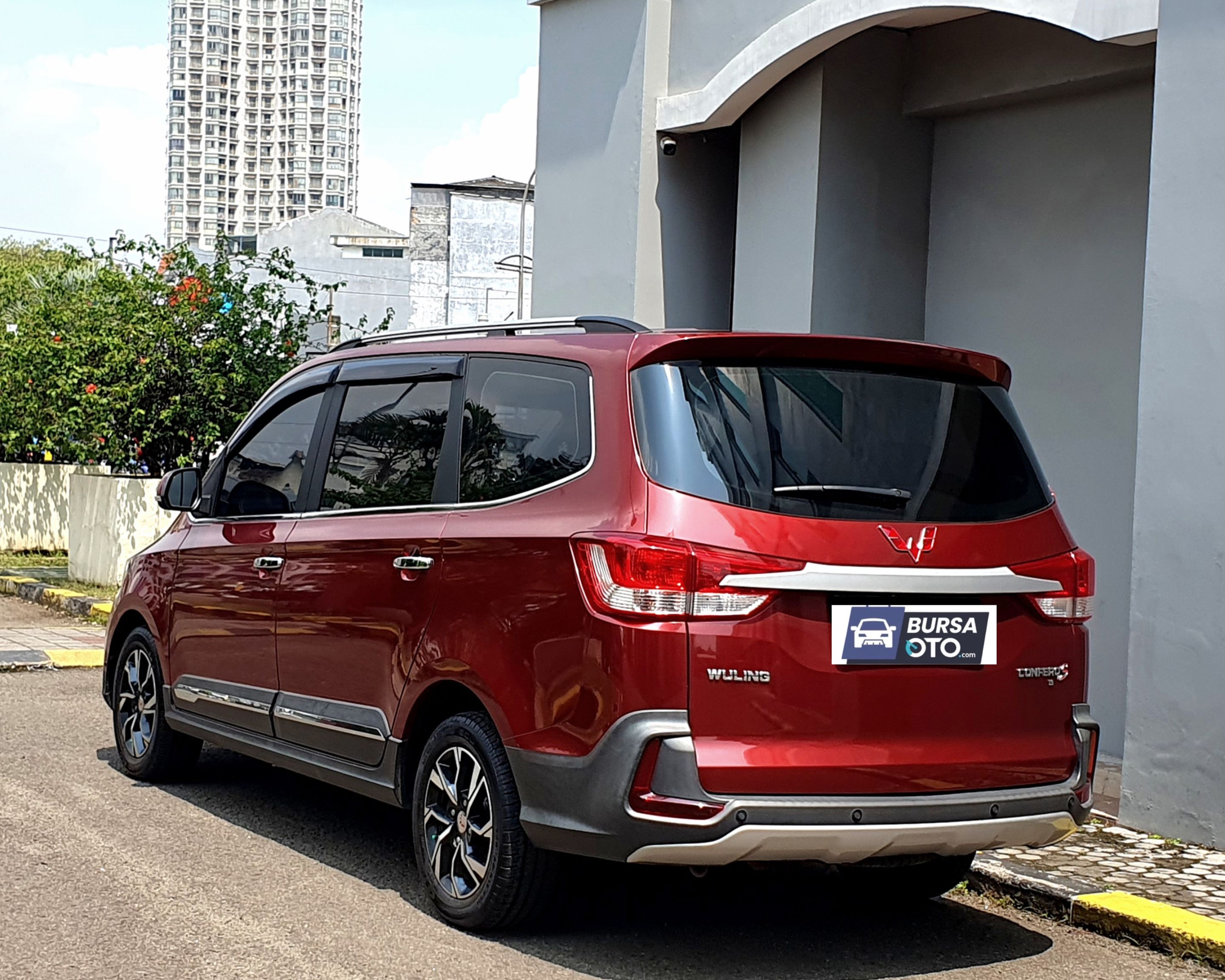 2022 Wuling Confero S S 1.5 L LUX 7 SEATER 2022 Wuling Confero S S 1.5 L LUX 7 SEATER