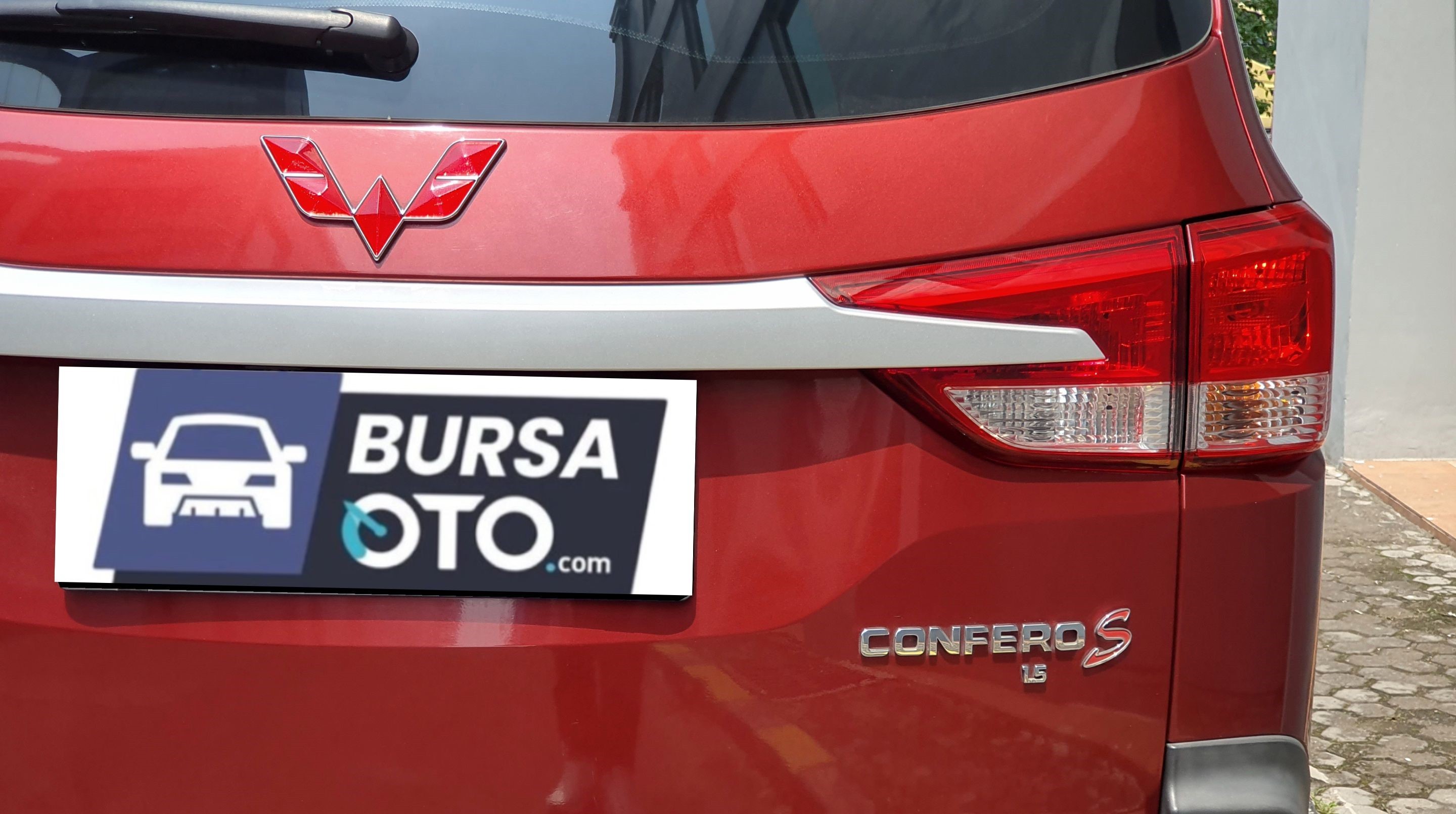 2022 Wuling Confero S S 1.5 L LUX 7 SEATER 2022 Wuling Confero S S 1.5 L LUX 7 SEATER