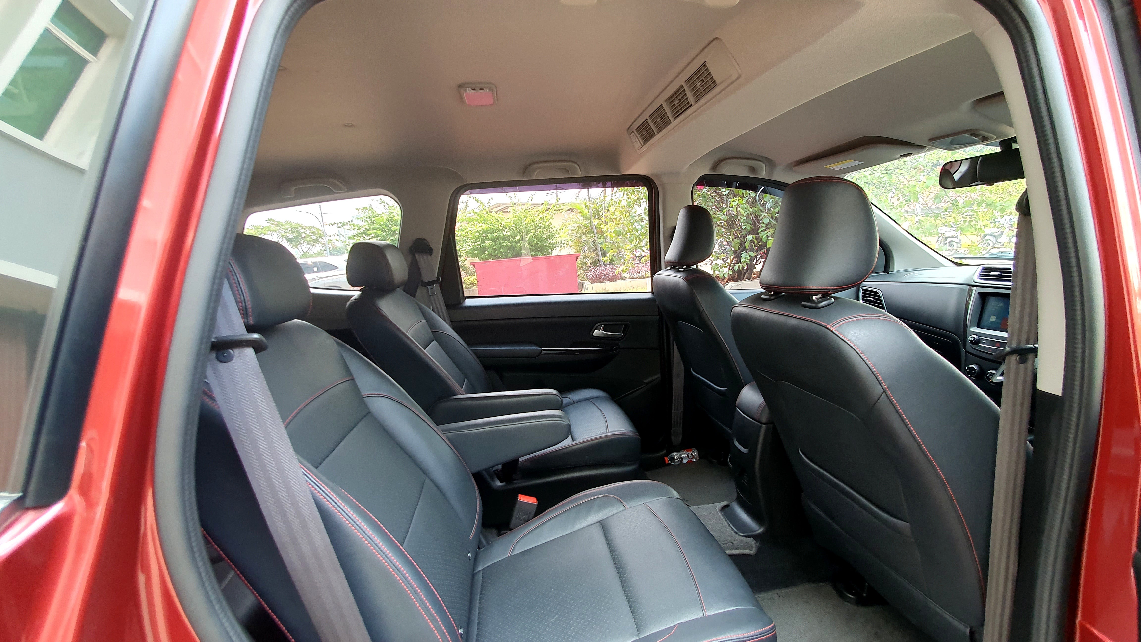 2022 Wuling Confero S S 1.5 L LUX 7 SEATER 2022 Wuling Confero S S 1.5 L LUX 7 SEATER