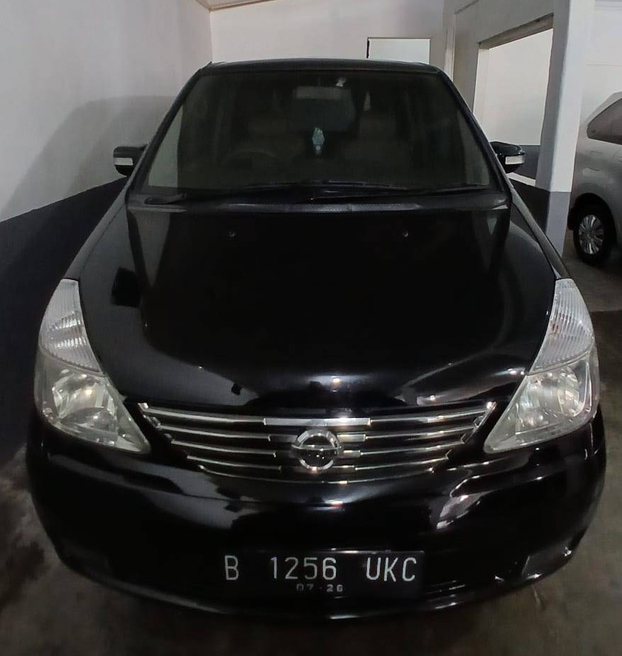 2010 Nissan Serena Bekas 2010 Nissan Serena Bekas