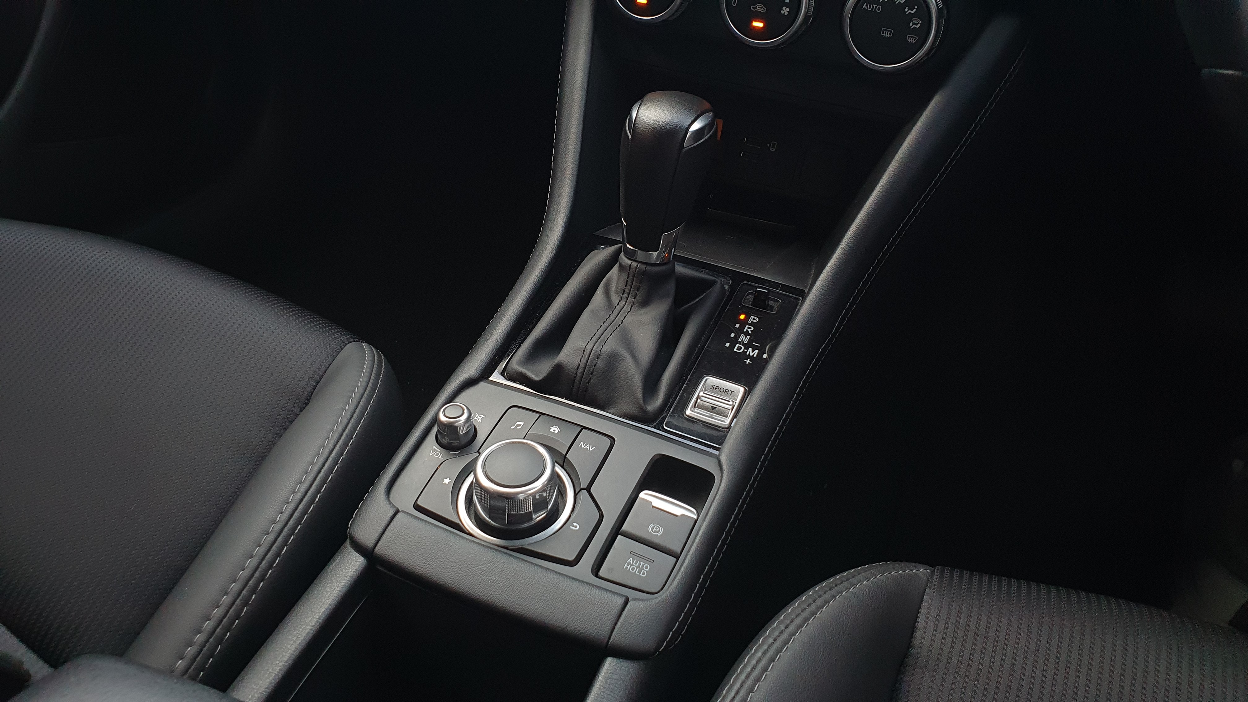 2023 Mazda CX-3 2023 Mazda CX-3