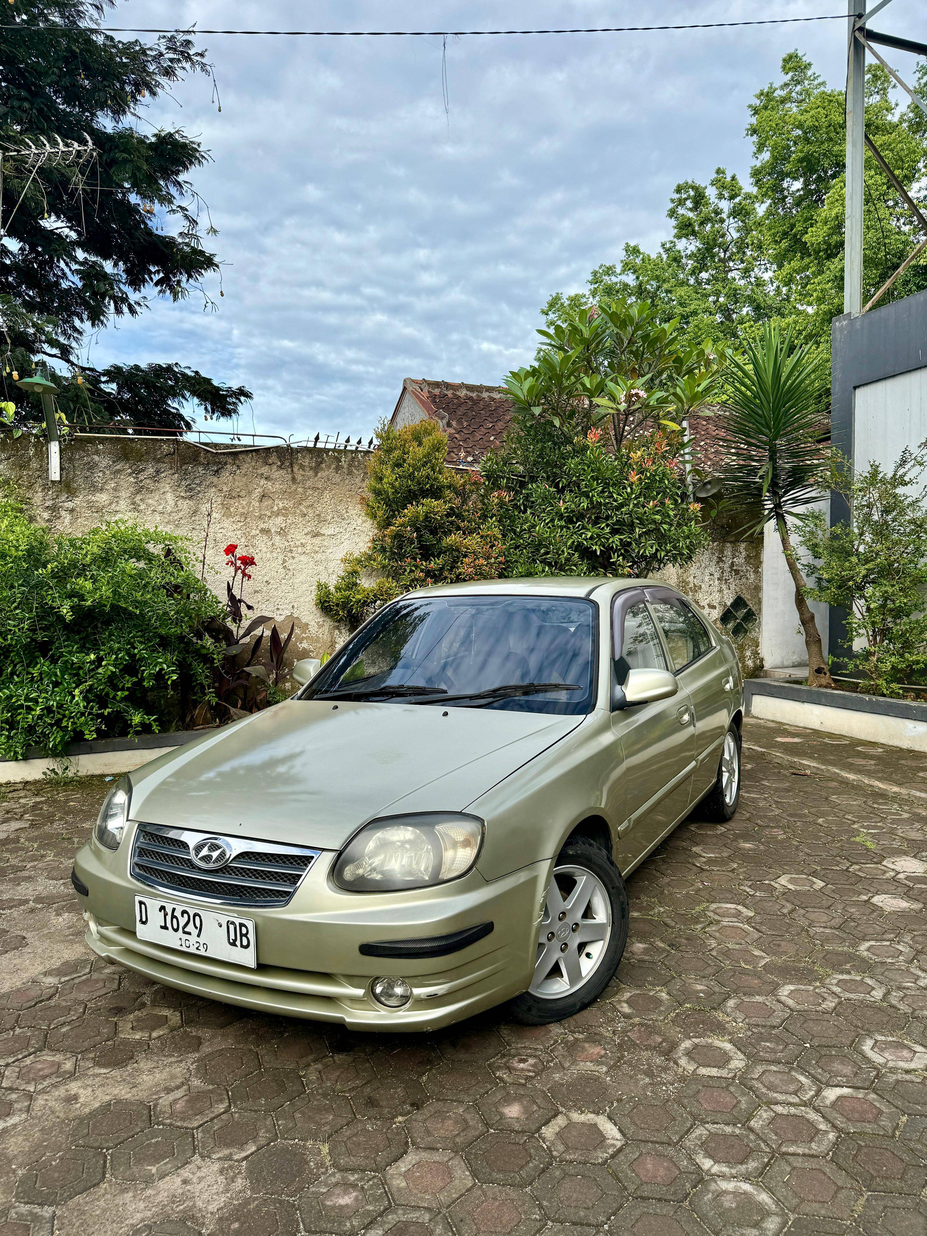 Second Hand 2009 Hyundai Avega  GX 1.5L MT Second Hand 2009 Hyundai Avega  GX 1.5L MT