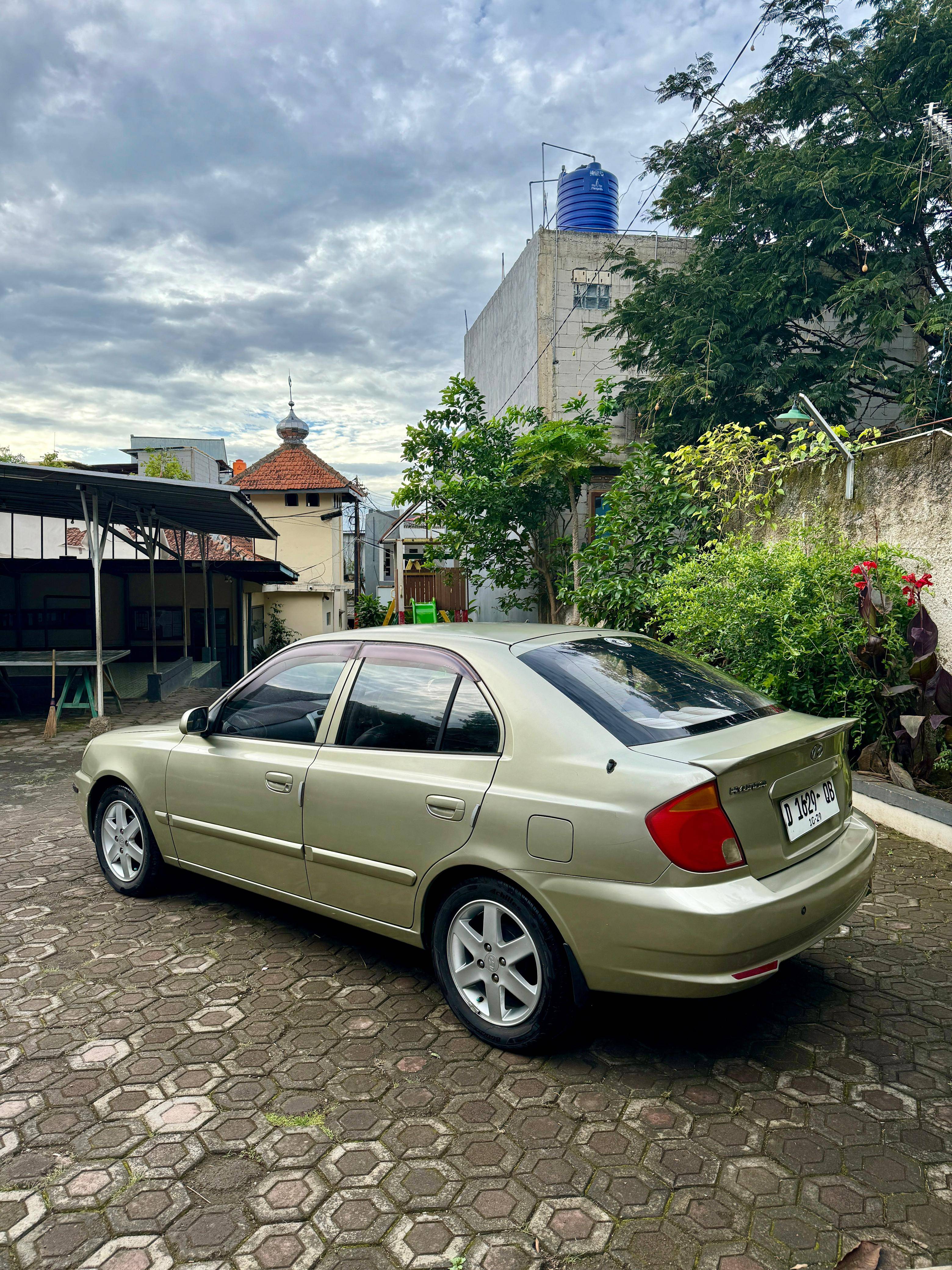 2009 Hyundai Avega  GX 1.5L MT 2009 Hyundai Avega  GX 1.5L MT