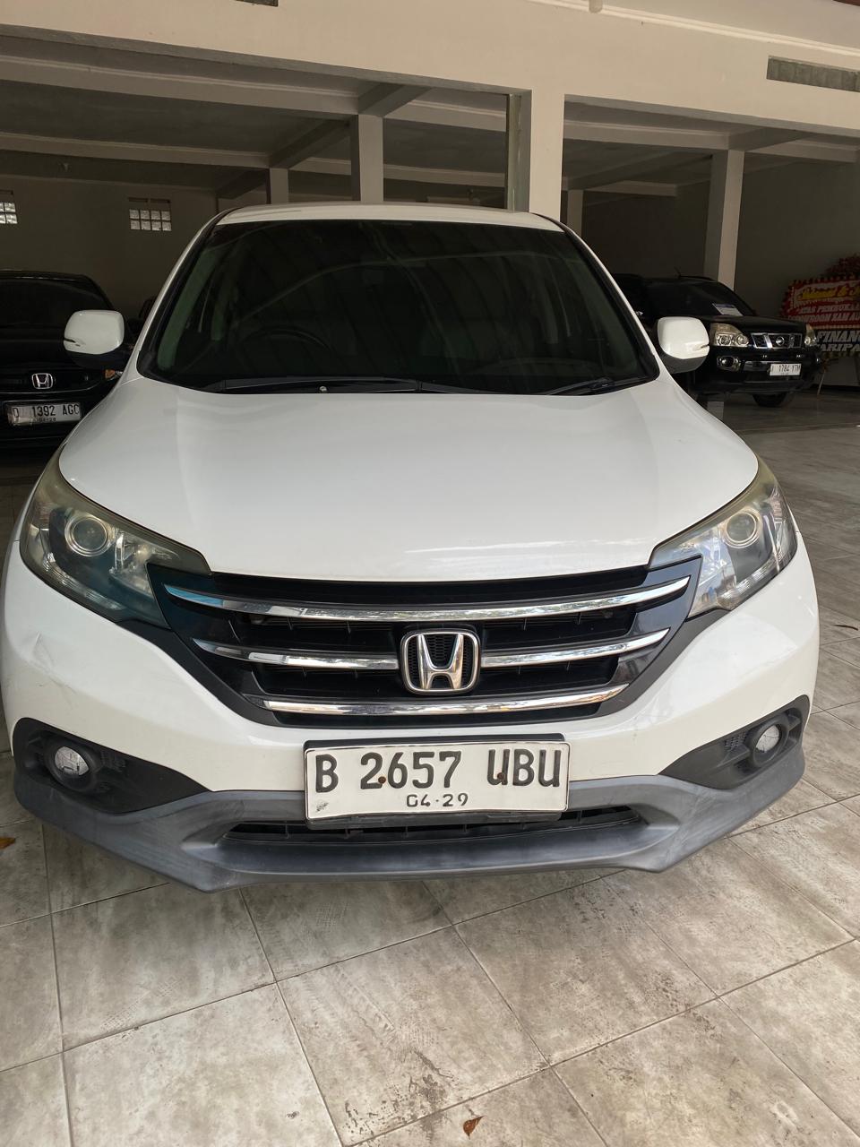 Second Hand 2013 Honda CR-V  2.4 AT Second Hand 2013 Honda CR-V  2.4 AT