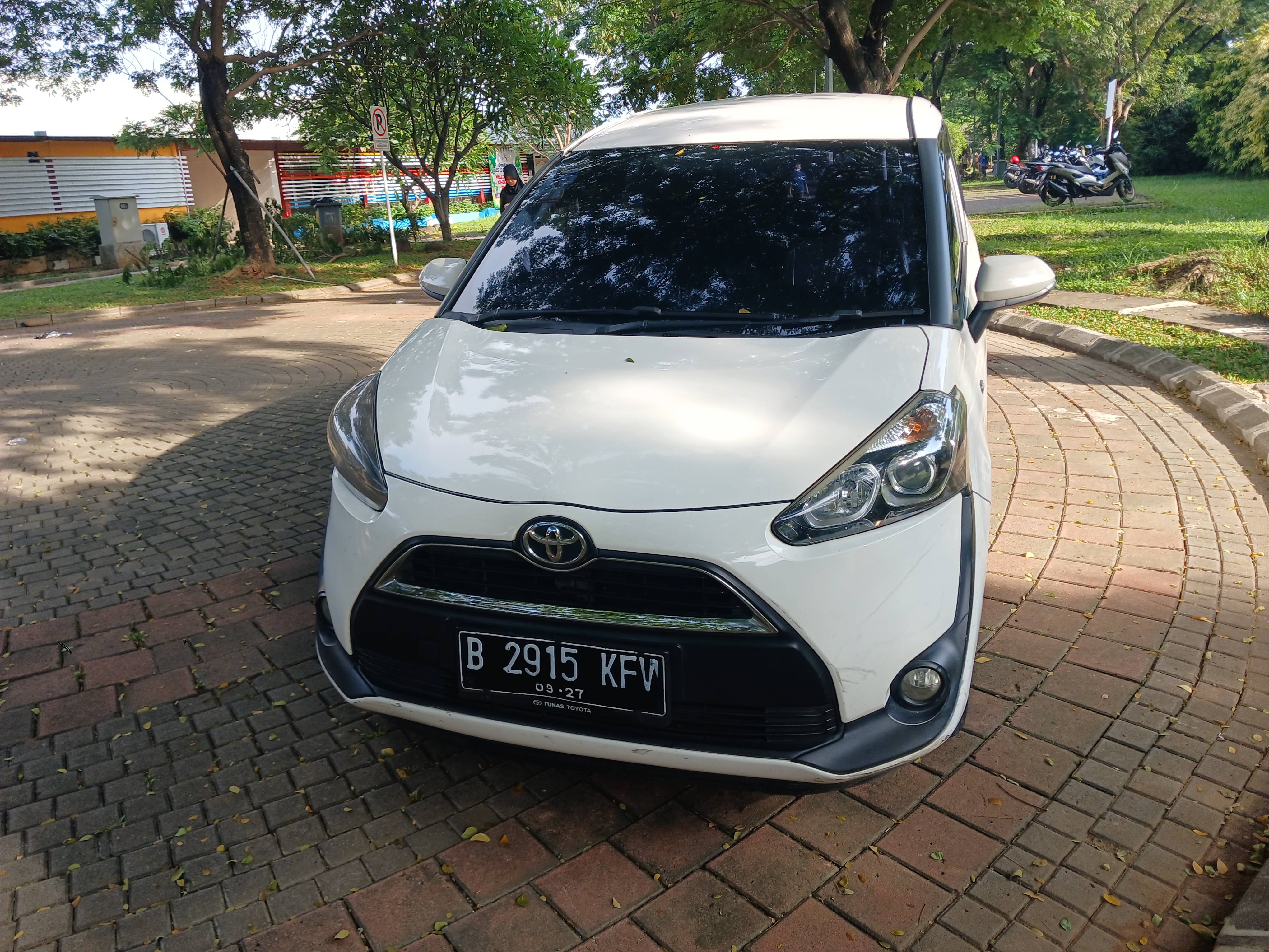 2017 Toyota Sienta G CVT Bekas 2017 Toyota Sienta G CVT Bekas