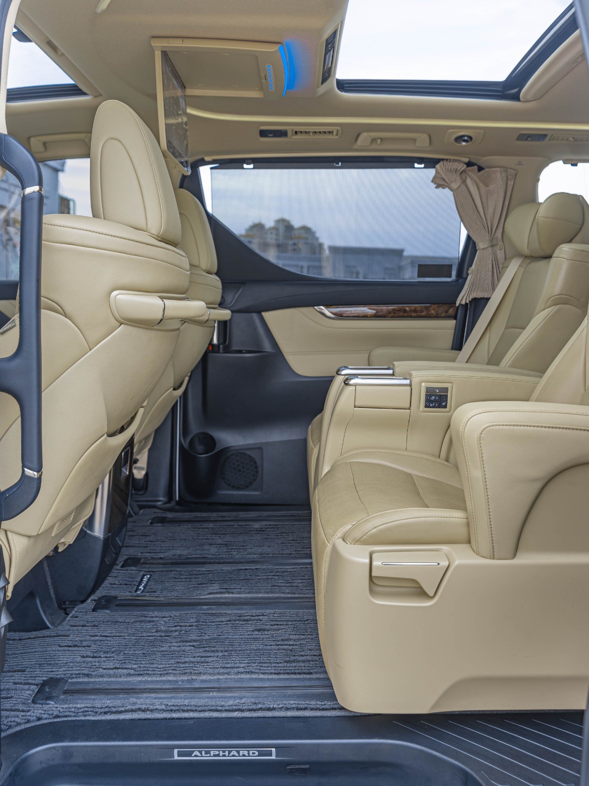 2020 Toyota Alphard 2020 Toyota Alphard