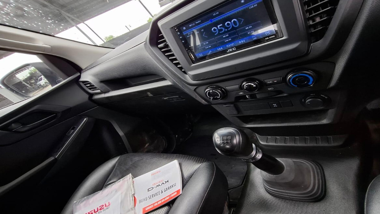 2022 Isuzu D Max DC MT 2022 Isuzu D Max DC MT