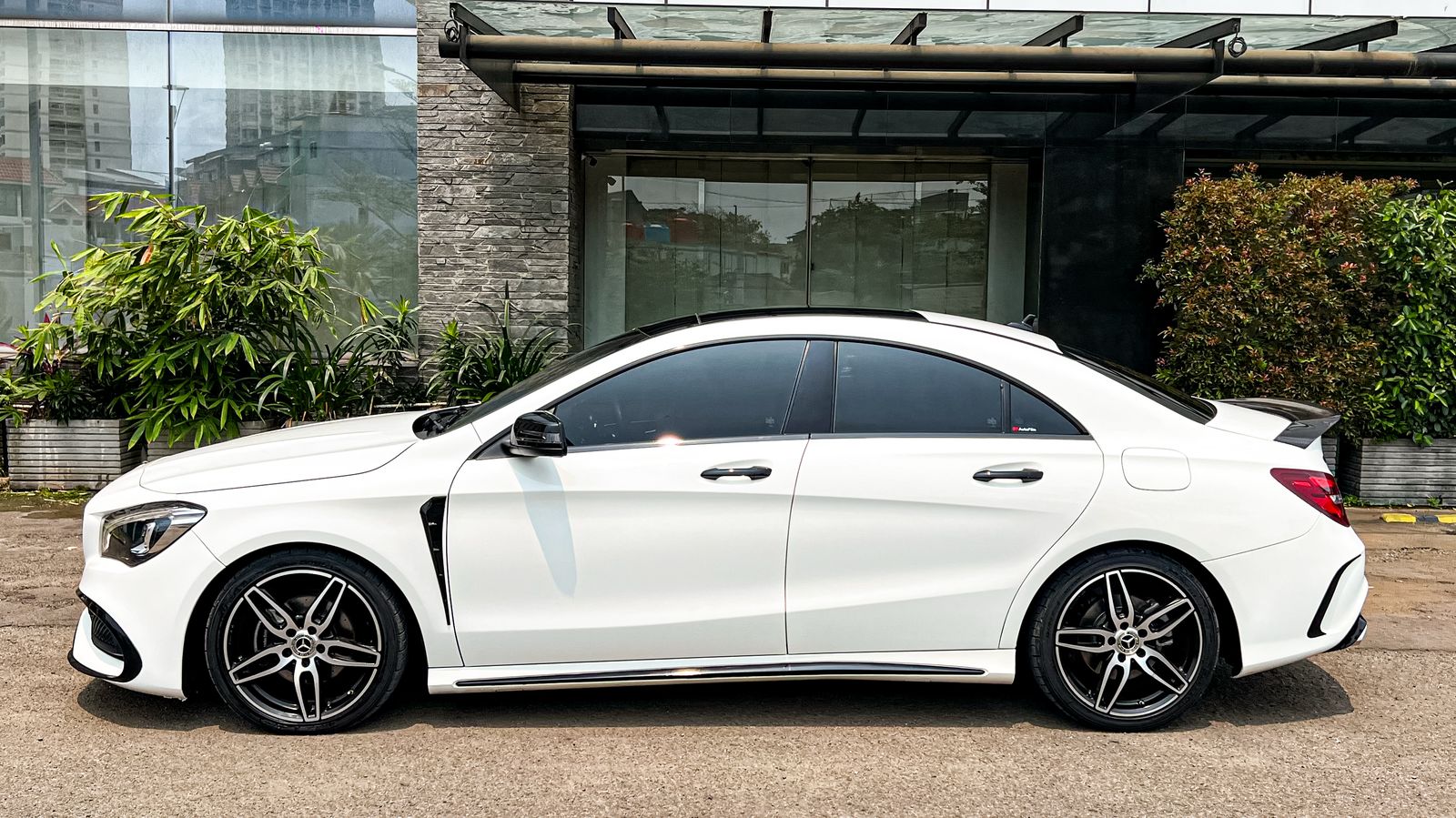 2018 Mercedes Benz CLA-Class 200 AMG Line 2018 Mercedes Benz CLA-Class 200 AMG Line
