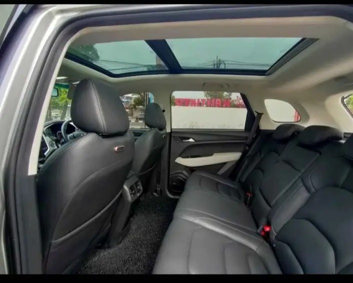 2019 Wuling Almaz 1.5 T LUX CVT 2019 Wuling Almaz 1.5 T LUX CVT