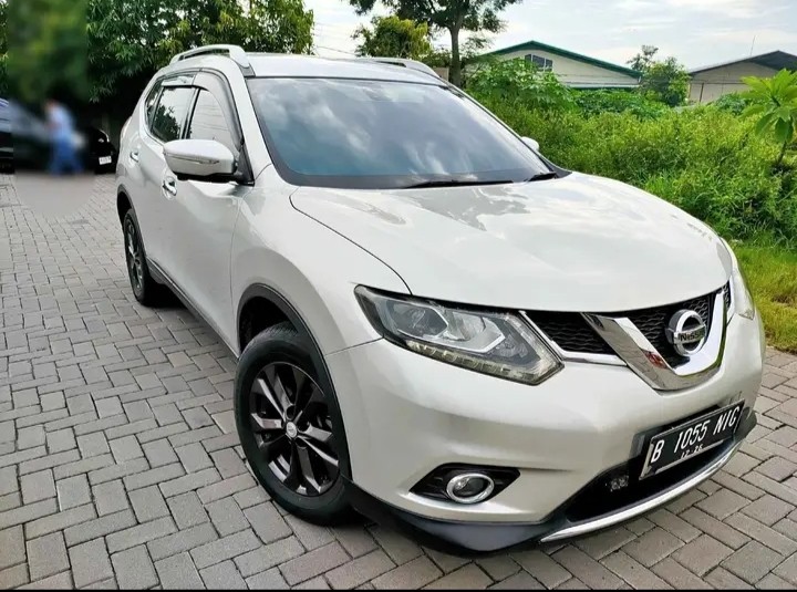 2016 Nissan X Trail  2.0 CVT 2016 Nissan X Trail  2.0 CVT