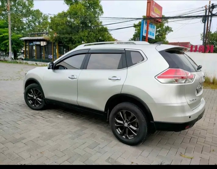 2016 Nissan X Trail  2.0 CVT 2016 Nissan X Trail  2.0 CVT