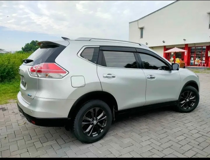 2016 Nissan X Trail  2.0 CVT 2016 Nissan X Trail  2.0 CVT