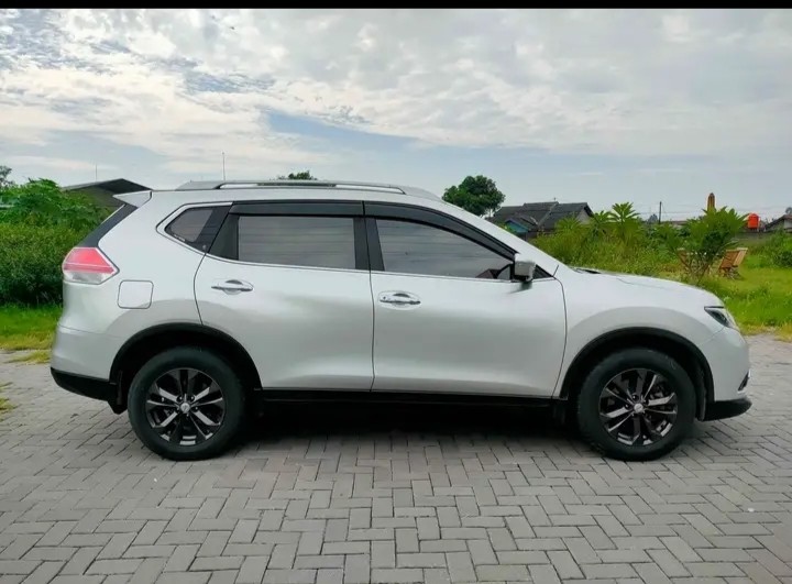 2016 Nissan X Trail  2.0 CVT 2016 Nissan X Trail  2.0 CVT