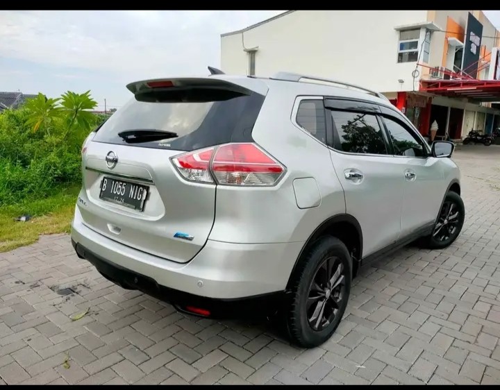 2016 Nissan X Trail  2.0 CVT 2016 Nissan X Trail  2.0 CVT