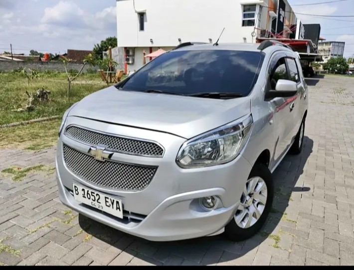 2013 Chevrolet Spin 1.2 LTZ AT 2013 Chevrolet Spin 1.2 LTZ AT