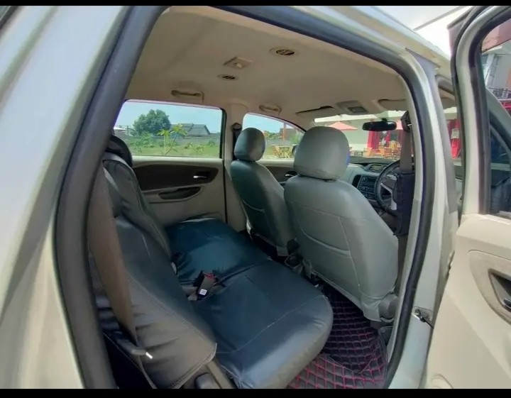 2013 Chevrolet Spin 1.2 LTZ AT 2013 Chevrolet Spin 1.2 LTZ AT