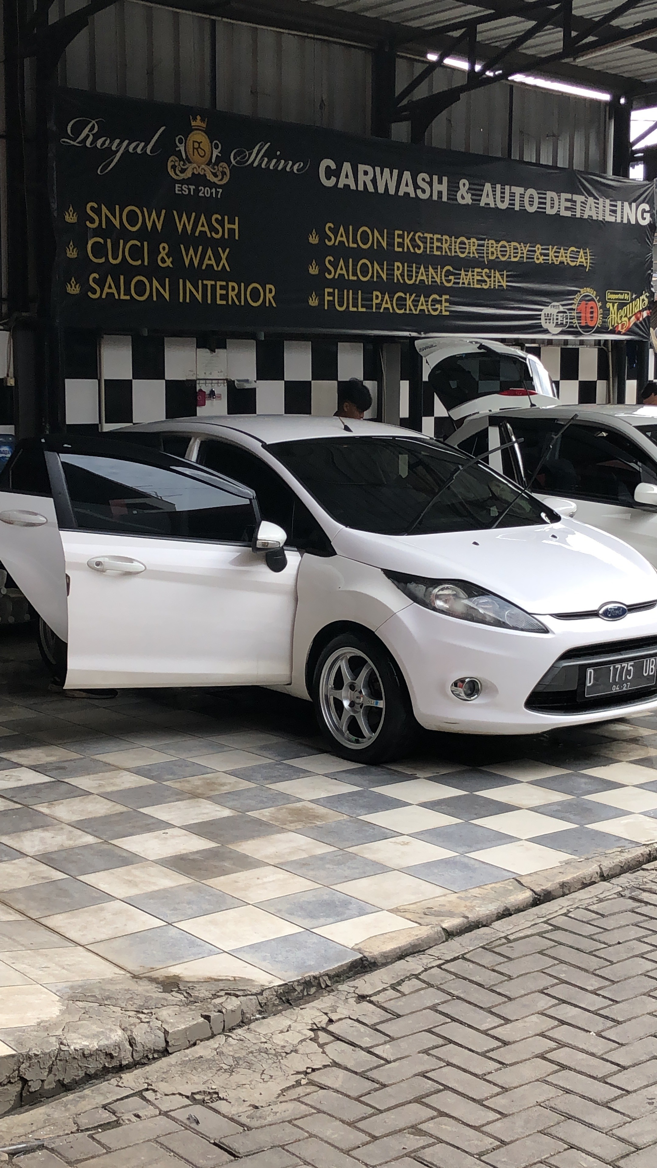 Second Hand 2012 Ford Fiesta Trend 1.4L MT Second Hand 2012 Ford Fiesta Trend 1.4L MT