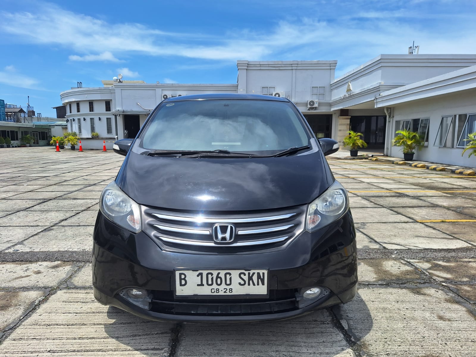 2010 Honda Freed Bekas 2010 Honda Freed Bekas