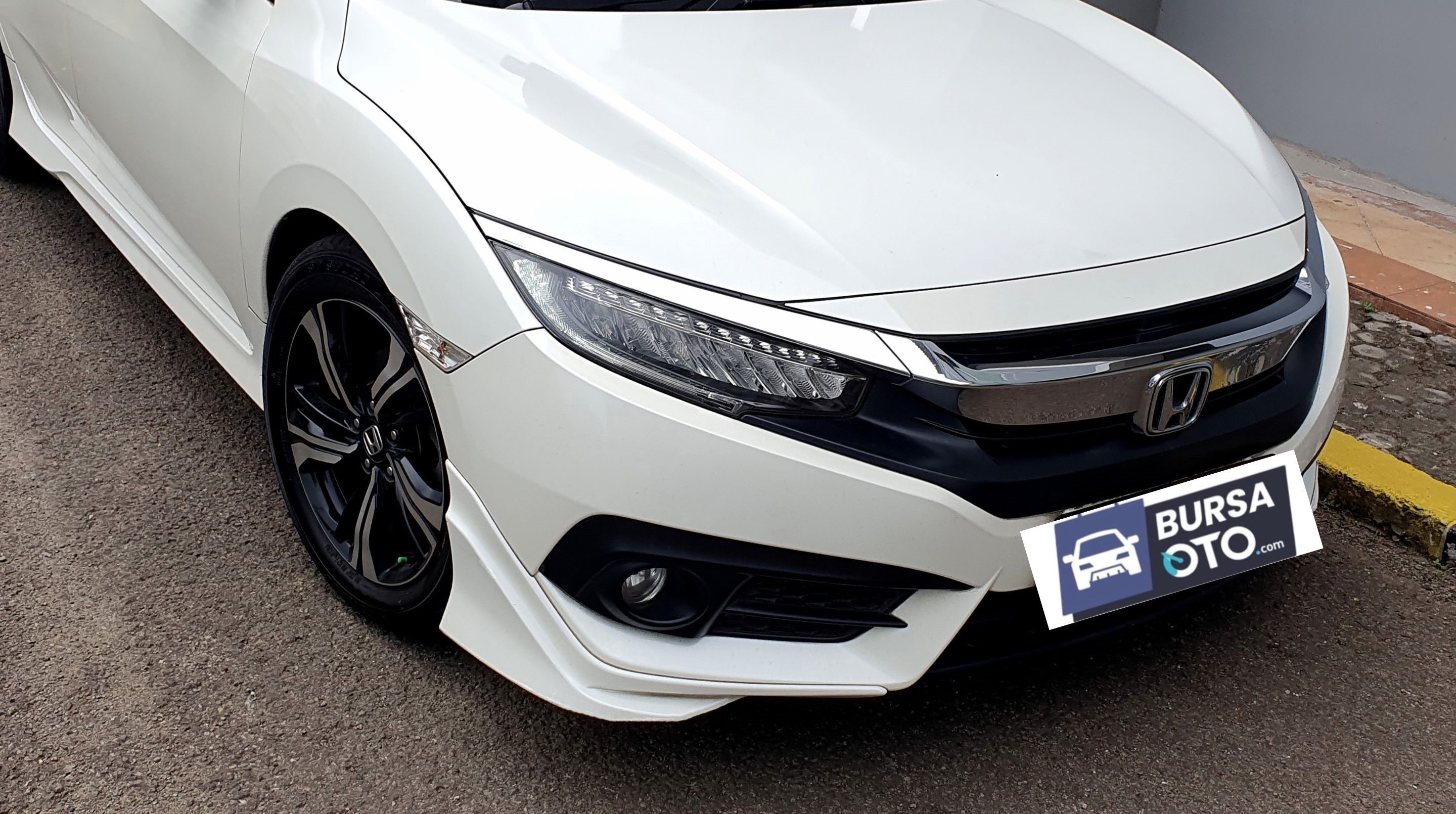 2018 Honda Civic  TURBO 1.5 TC CVT 2018 Honda Civic  TURBO 1.5 TC CVT