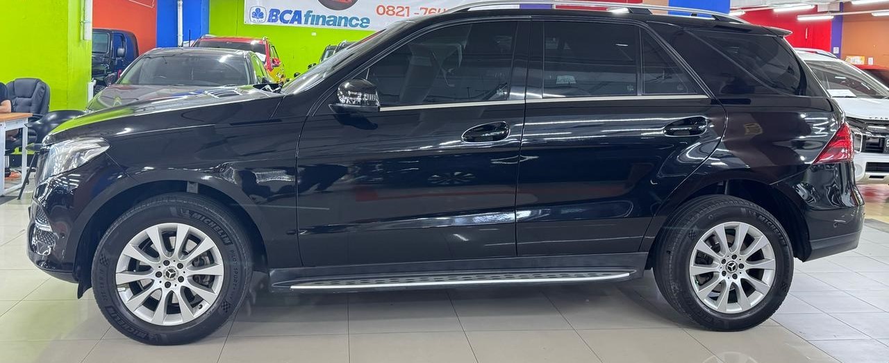 2017 Mercedes Benz GLE-Class 2017 Mercedes Benz GLE-Class