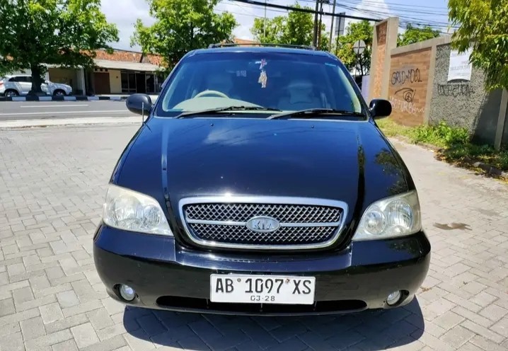 2005 Kia Sedona 3.3 GASOLINE Bekas 2005 Kia Sedona 3.3 GASOLINE Bekas
