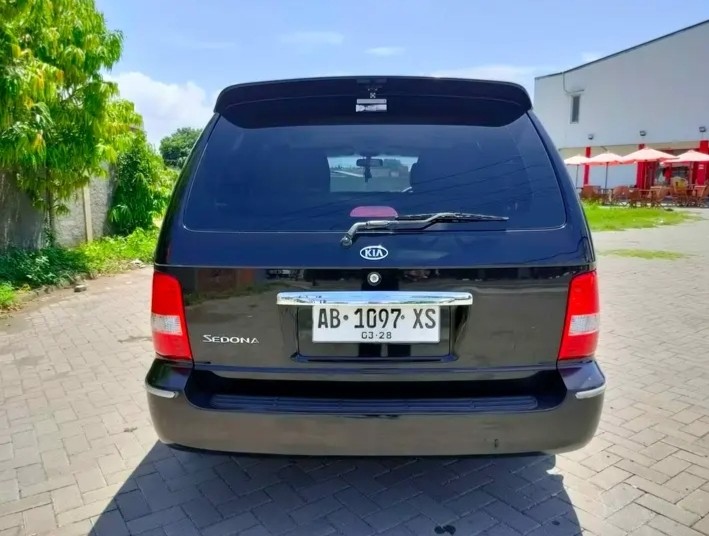 2005 Kia Sedona 3.3 GASOLINE 2005 Kia Sedona 3.3 GASOLINE