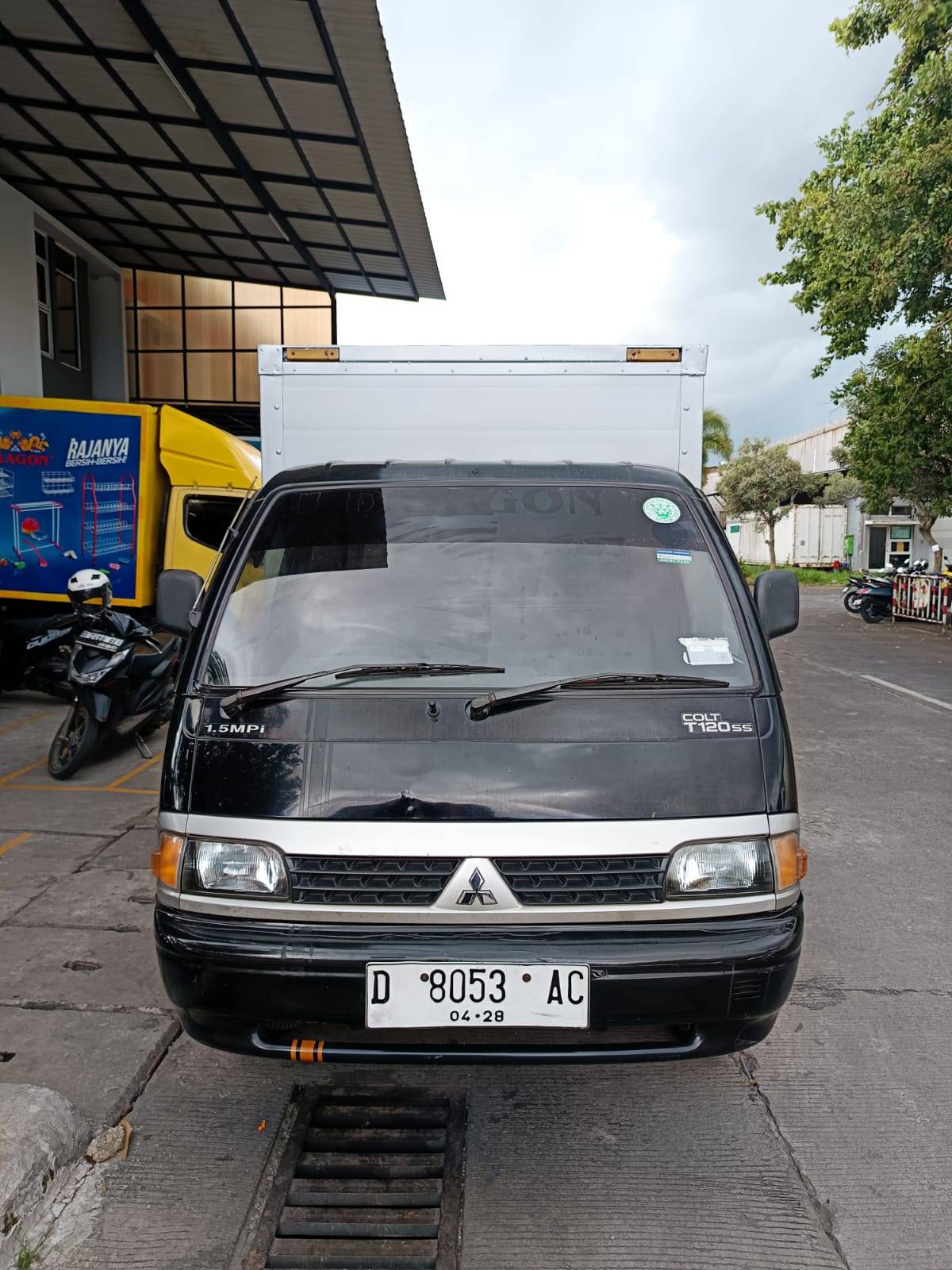 2011 Mitsubishi T120SS T 1.5 BOX Bekas 2011 Mitsubishi T120SS T 1.5 BOX Bekas