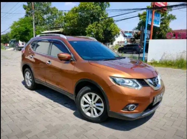 2015 Nissan X Trail 2.0L CVT AT 2015 Nissan X Trail 2.0L CVT AT