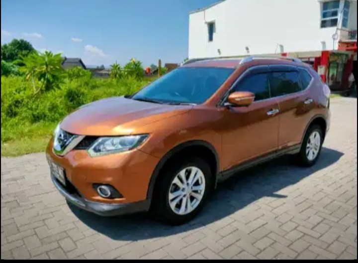 2015 Nissan X Trail 2.0L CVT AT 2015 Nissan X Trail 2.0L CVT AT