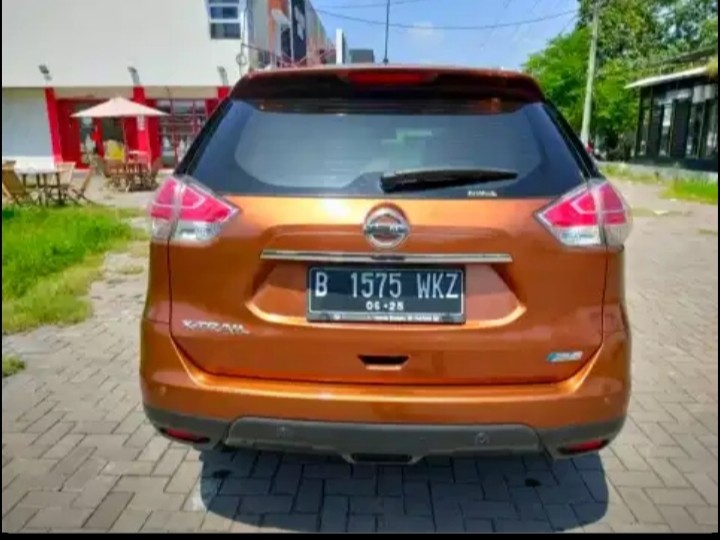 2015 Nissan X Trail 2.0L CVT AT 2015 Nissan X Trail 2.0L CVT AT