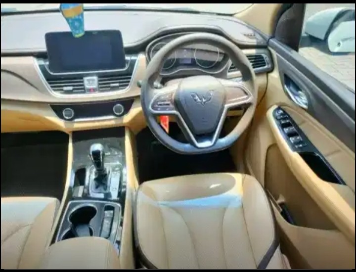 2019 Wuling Cortez 1.8 C Lux Plus i-AMT 2019 Wuling Cortez 1.8 C Lux Plus i-AMT