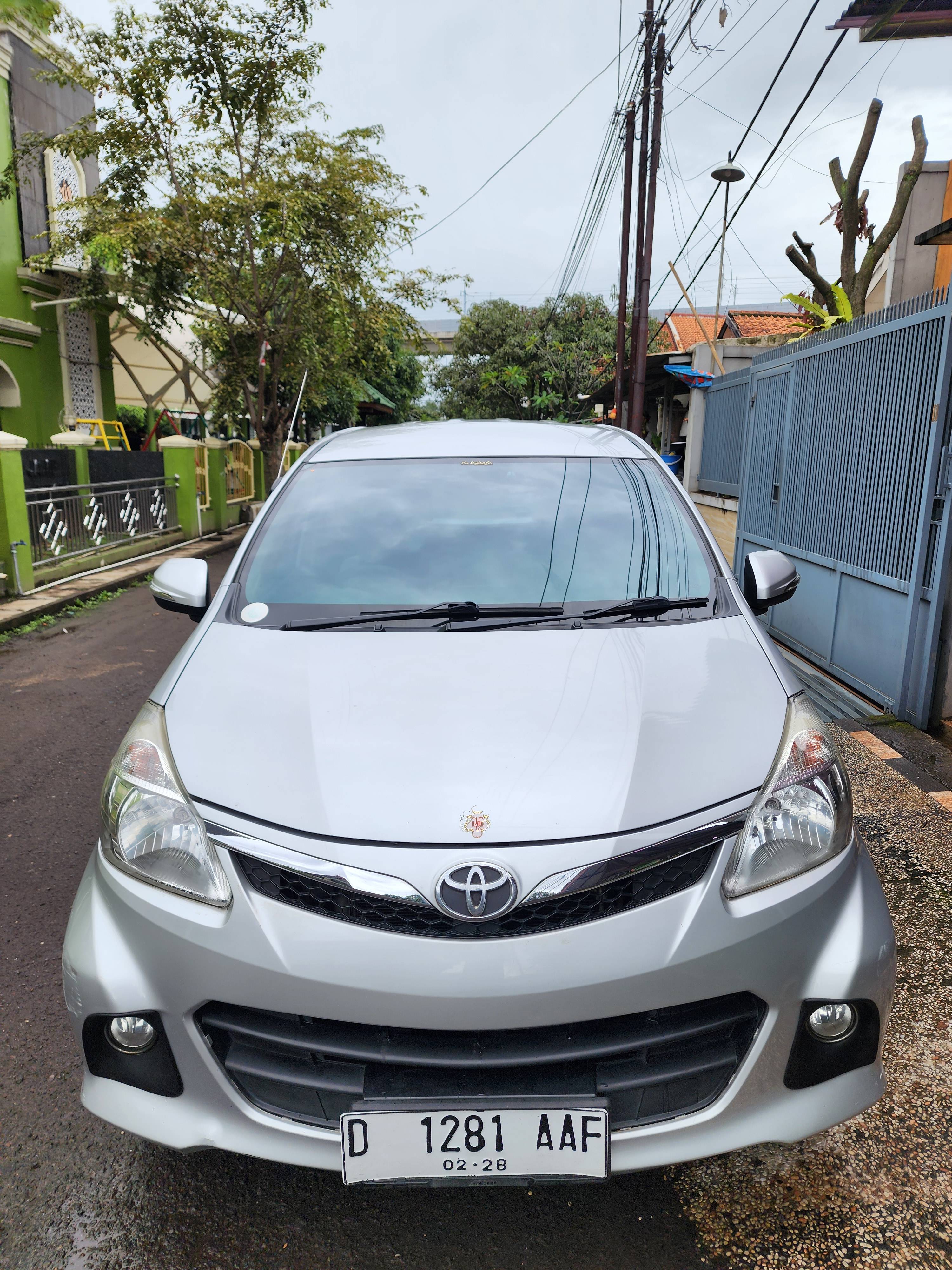 2013 Toyota Avanza Veloz  1.5 MT Bekas 2013 Toyota Avanza Veloz  1.5 MT Bekas