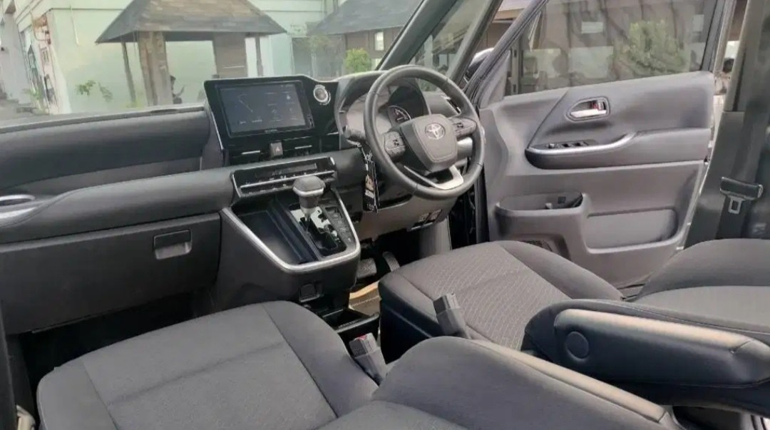 2022 Toyota Voxy 2022 Toyota Voxy