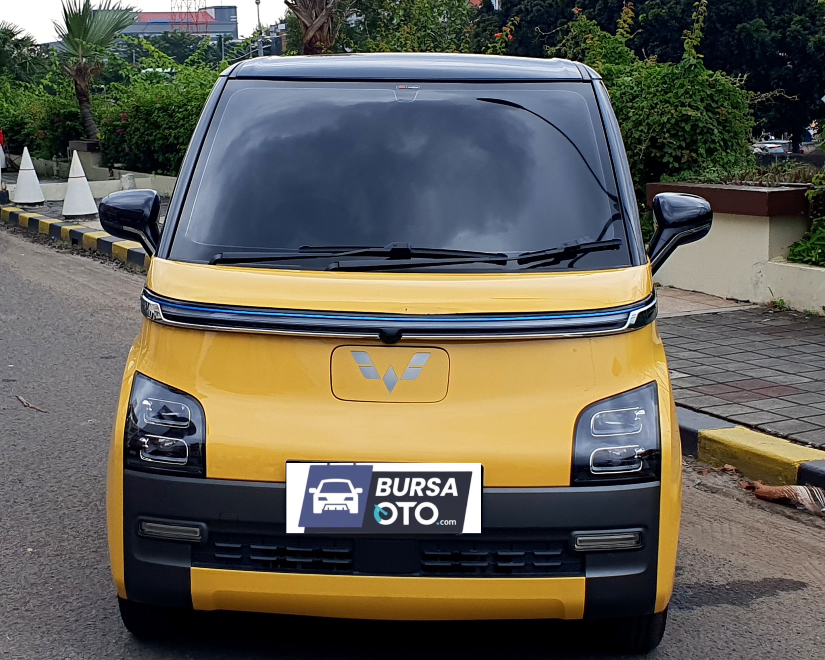 Second Hand 2023 Wuling Air EV Second Hand 2023 Wuling Air EV