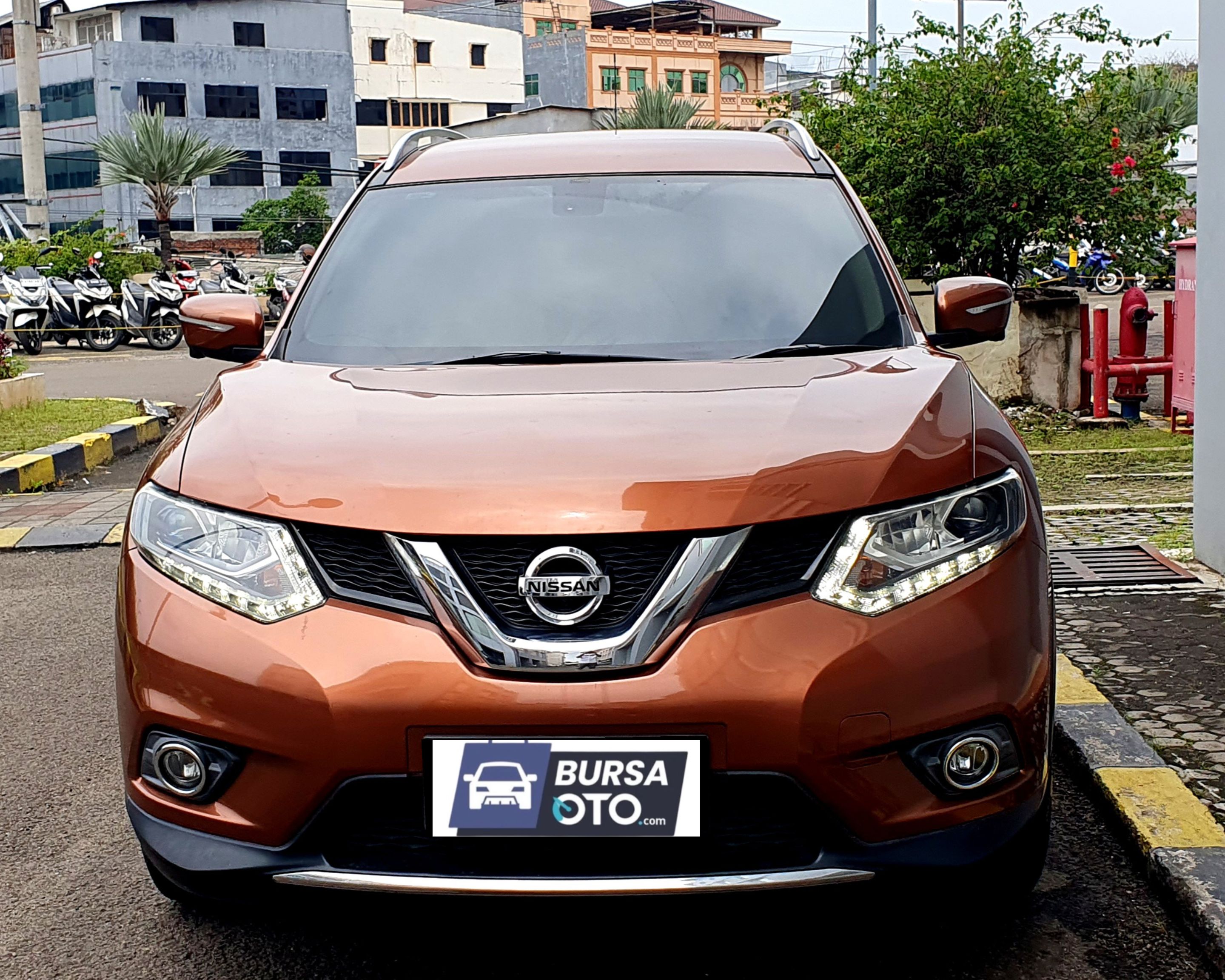 Second Hand 2017 Nissan X Trail  2.5 CVT Second Hand 2017 Nissan X Trail  2.5 CVT