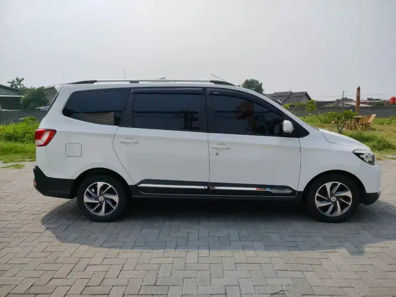 2019 Wuling Confero S 1.5C Lux MT 2019 Wuling Confero S 1.5C Lux MT