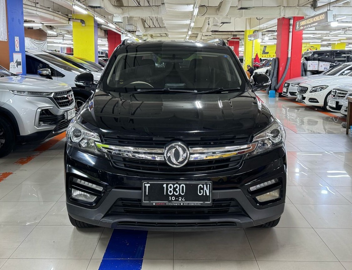 2019 DFSK Glory 560 Bekas 2019 DFSK Glory 560 Bekas