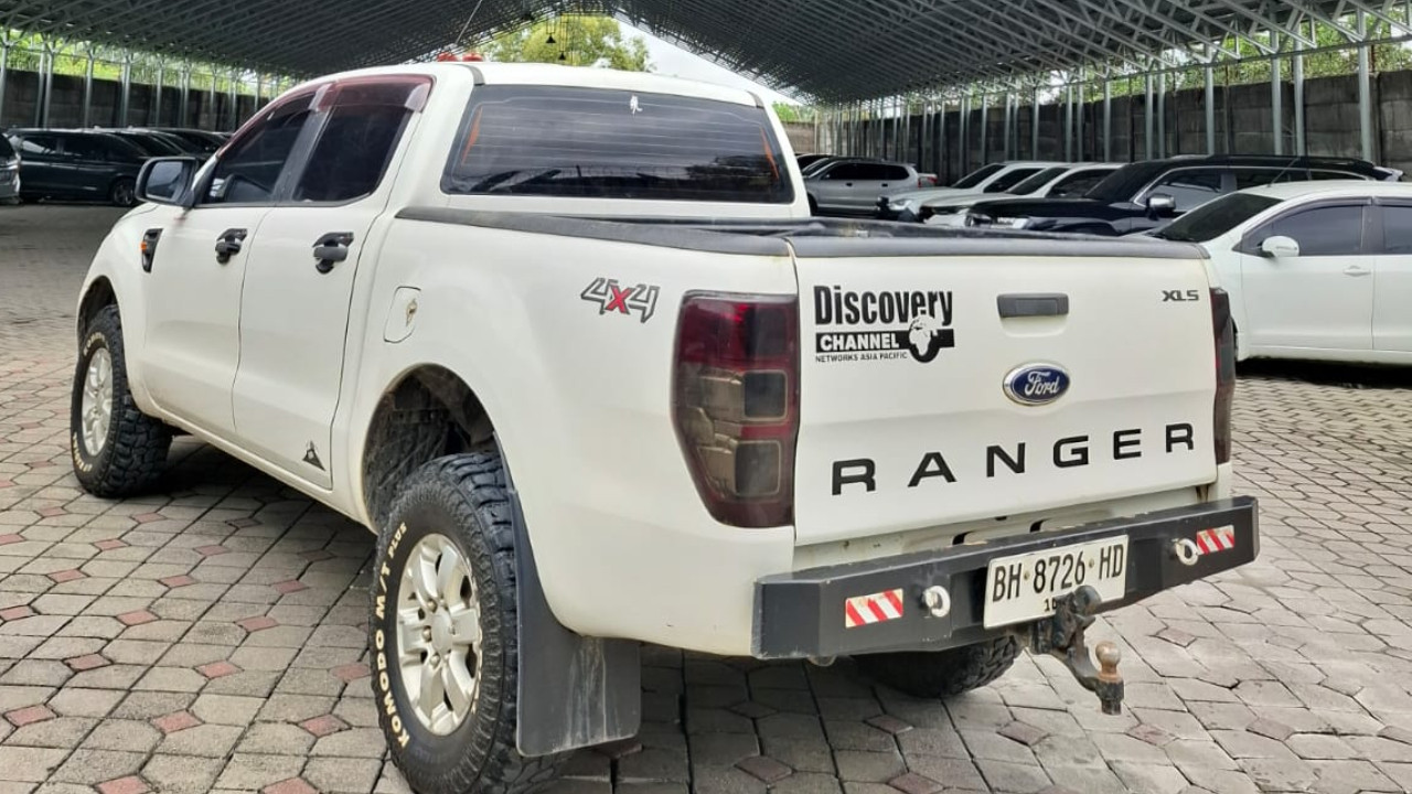 2014 Ford Ranger DC 2.2 XLS 4X2 MT 2014 Ford Ranger DC 2.2 XLS 4X2 MT