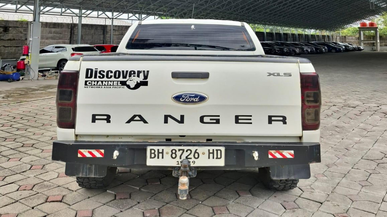 2014 Ford Ranger DC 2.2 XLS 4X2 MT 2014 Ford Ranger DC 2.2 XLS 4X2 MT