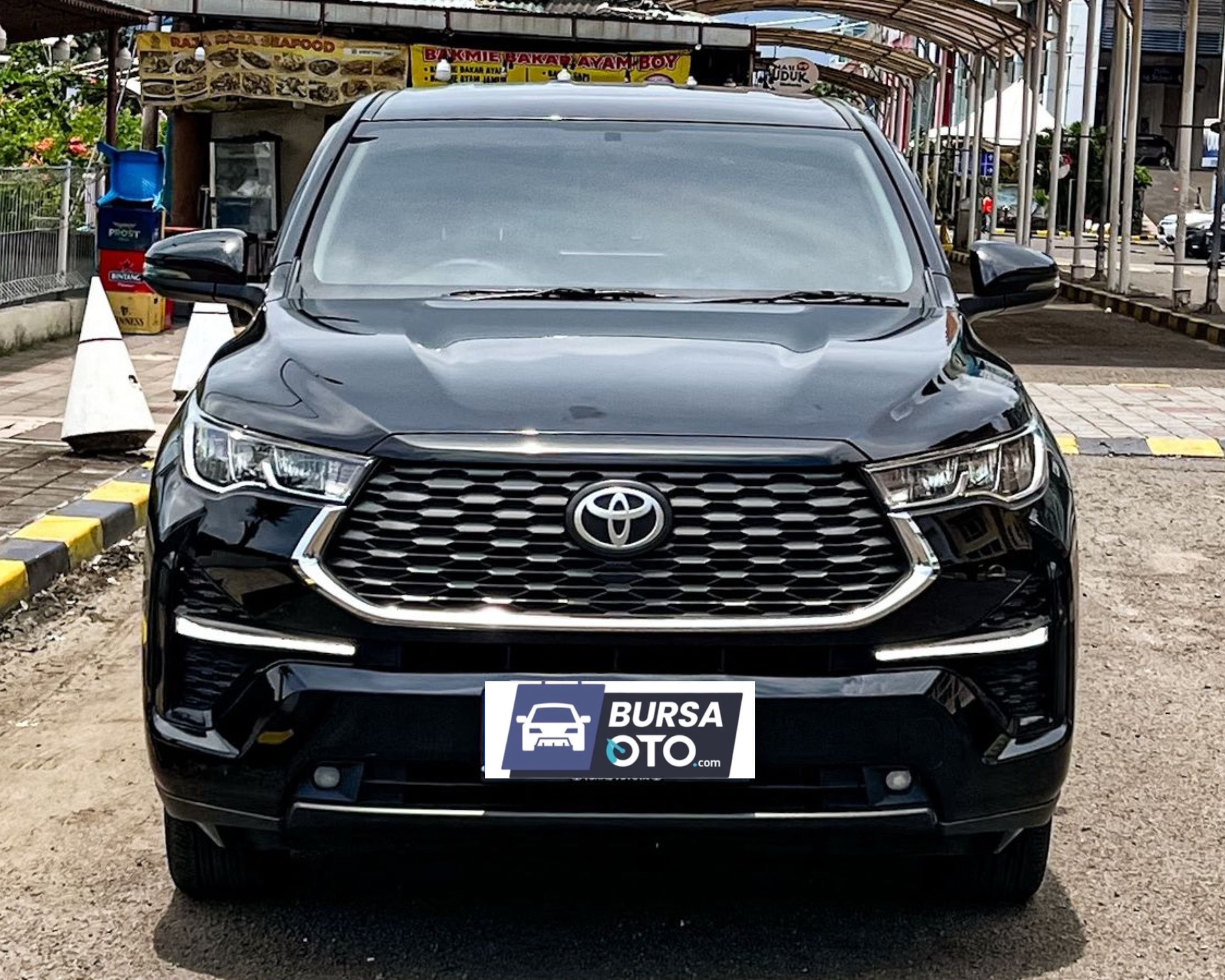 2024 Toyota Kijang Innova Zenix Bekas 2024 Toyota Kijang Innova Zenix Bekas